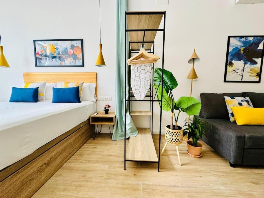 דירות ולנסיה New Industrial Design Flat In Russafa Soho מראה חיצוני תמונה