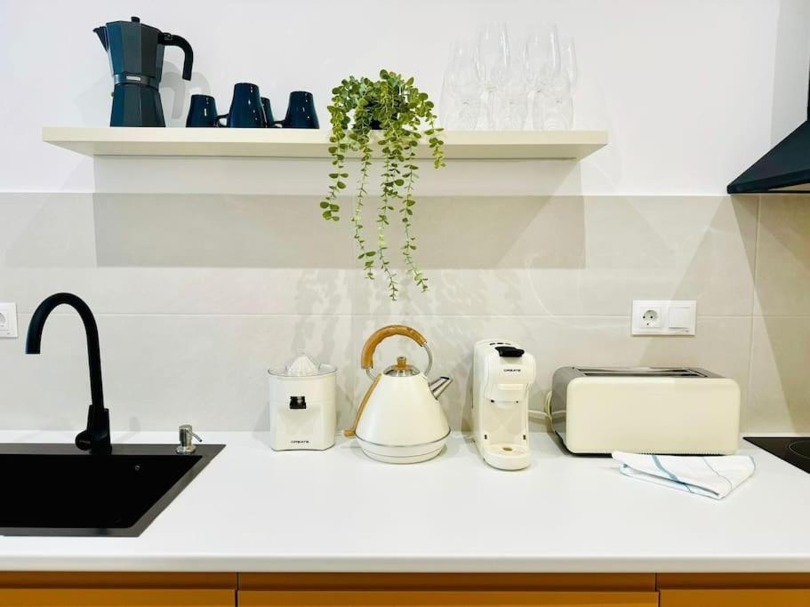 דירות ולנסיה New Industrial Design Flat In Russafa Soho מראה חיצוני תמונה