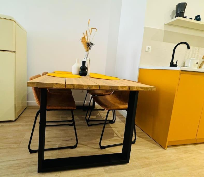 דירות ולנסיה New Industrial Design Flat In Russafa Soho מראה חיצוני תמונה