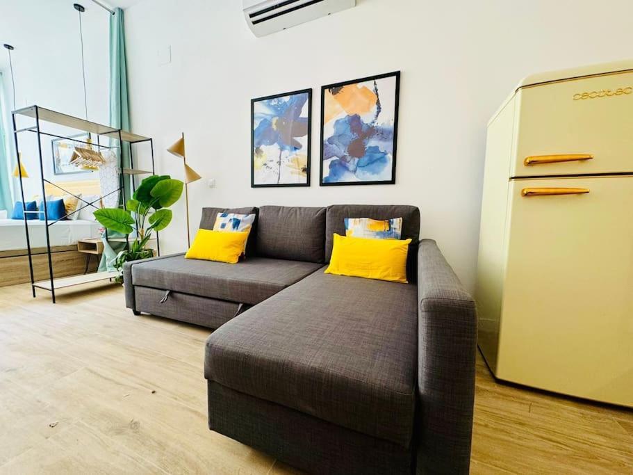 דירות ולנסיה New Industrial Design Flat In Russafa Soho מראה חיצוני תמונה